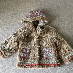 Oilily Girls Toddler Teddy Bear Brown Faux Fur Hooded Coat size 92 (2)